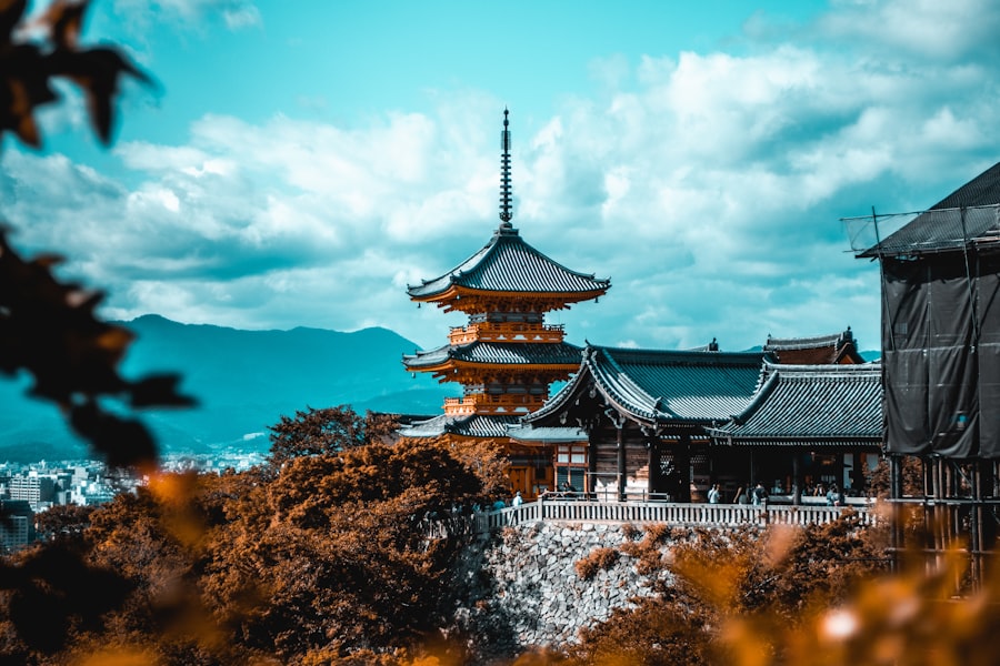 How to choose an eSIM for Asia
